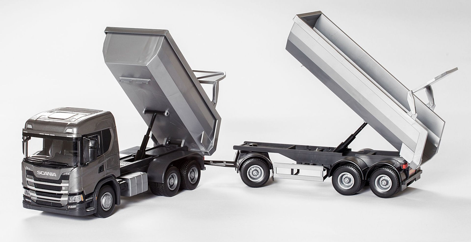 EMEK Scania G500 Hiekkarekka, 62 cm värilajitelma