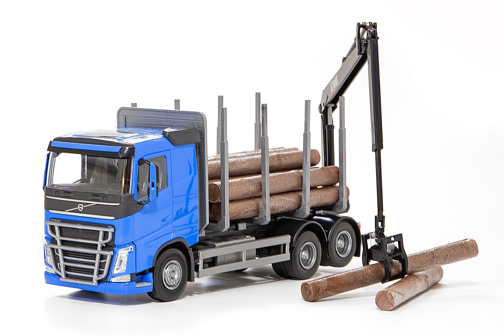 EMEK Volvo FH Tukkiauto, 33 cm, värilajitelma