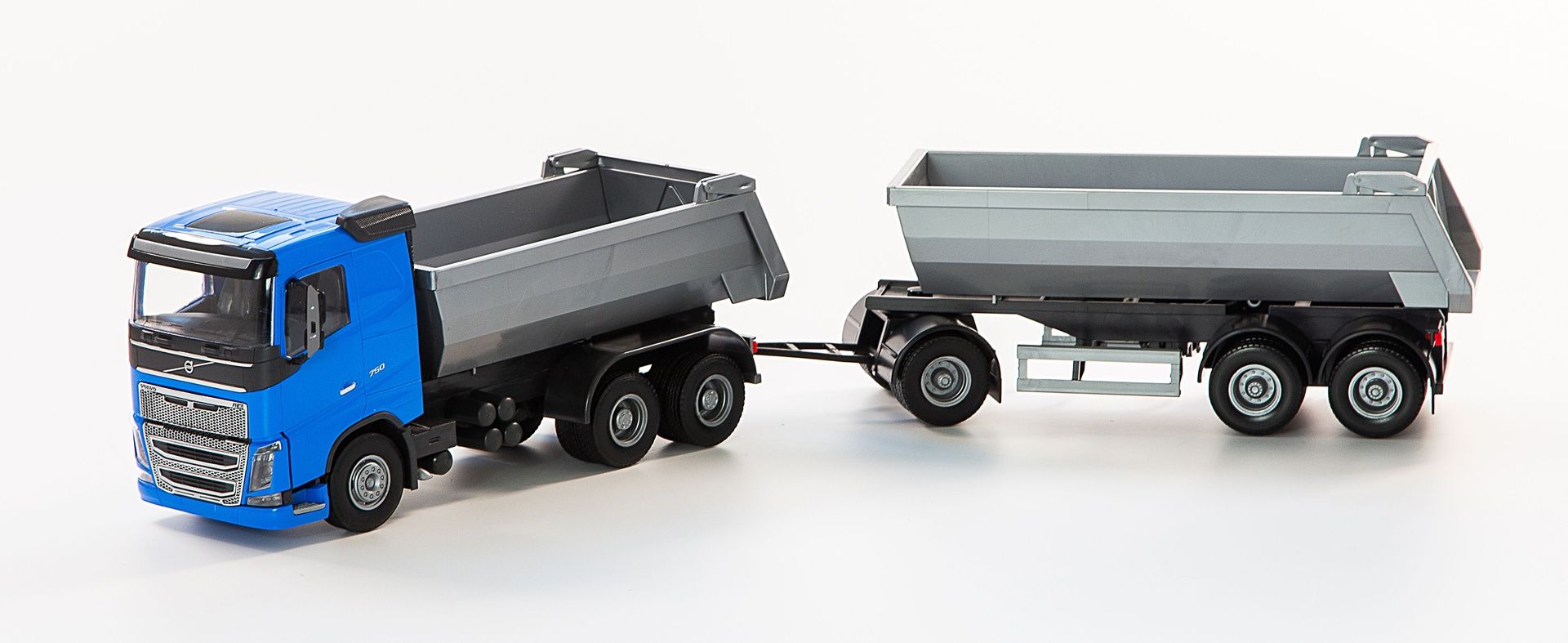 EMEK Volvo FH16 hiekkarekka, 62 cm, värilajitelma