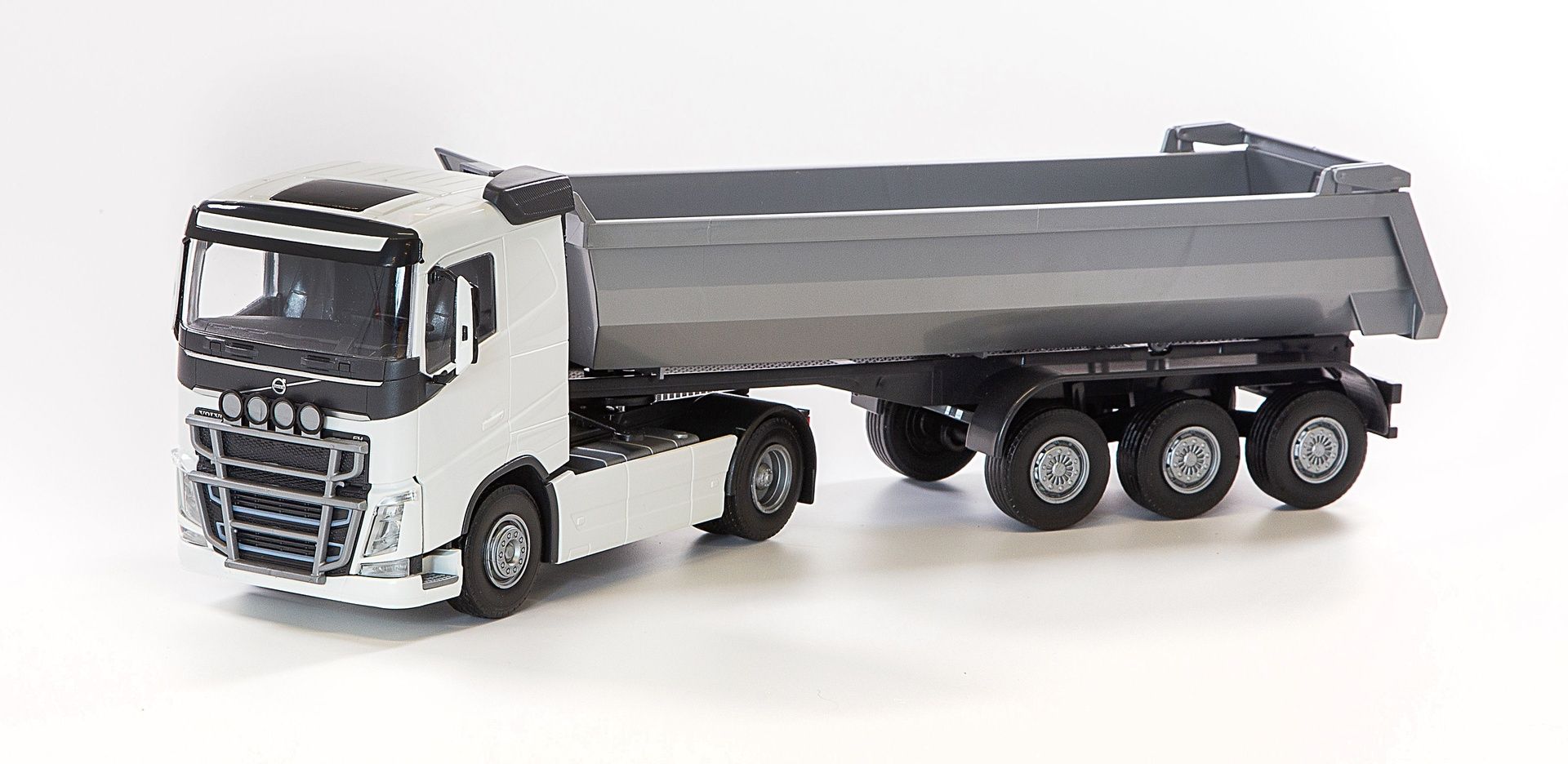 EMEK Volvo FH hiekkapuoliperärekka, 50 cm