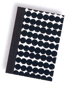 Muistikirja A5 Marimekko Räsymatto mustavalkoinen