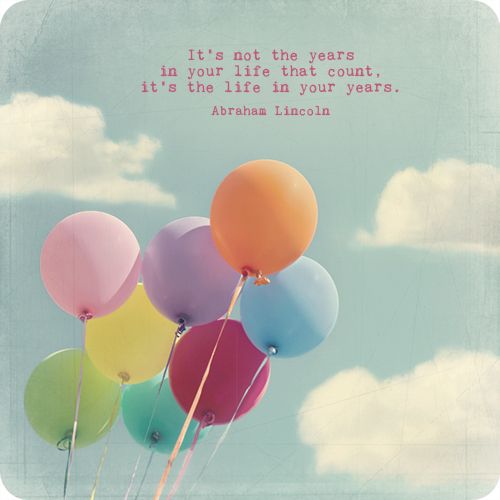 1-os neliökortti Anna-Mari West engl.